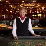 How do online baccarat platforms display past results?
